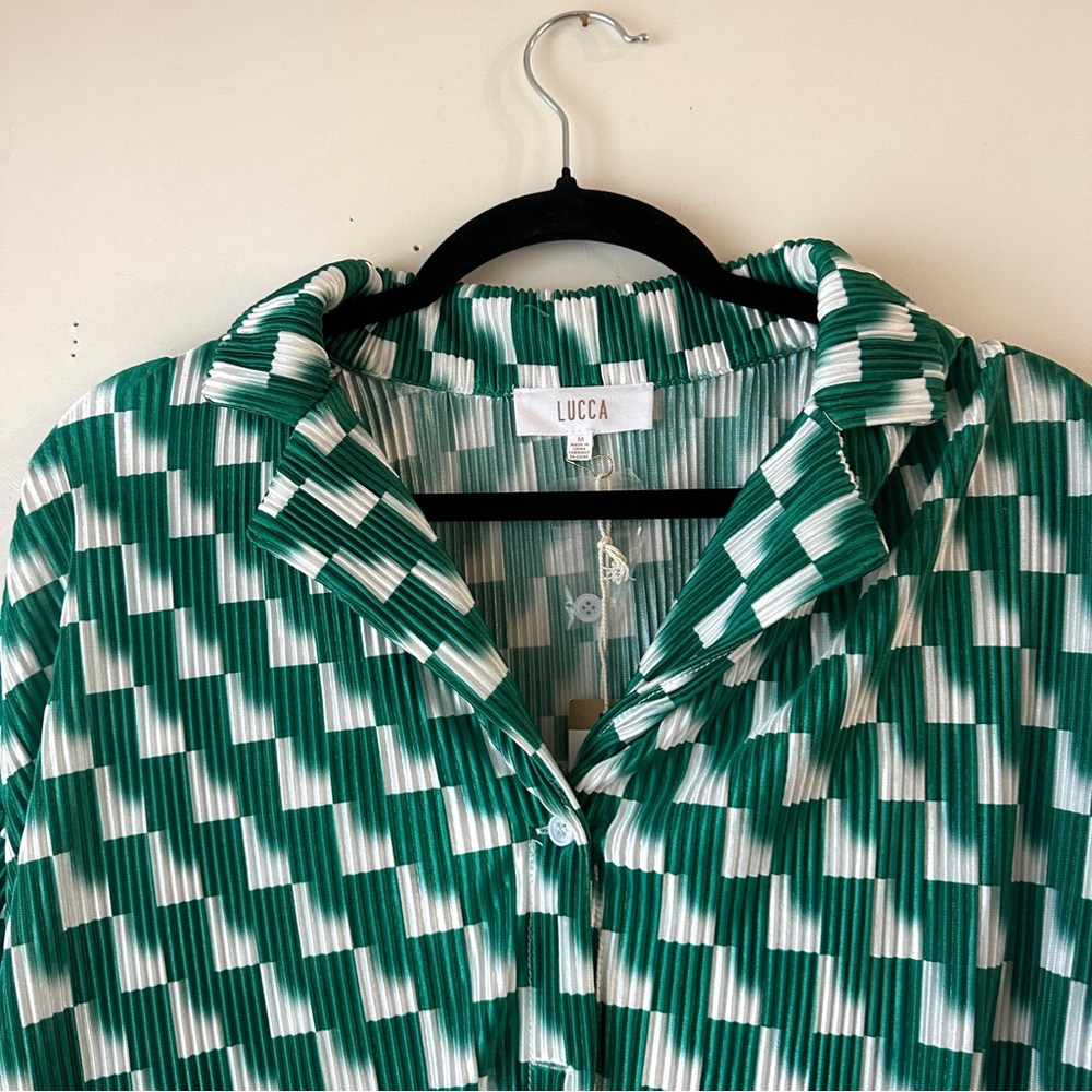 Green Ribbed Button-Front Top & Shorts Set - Picture 5 of 9